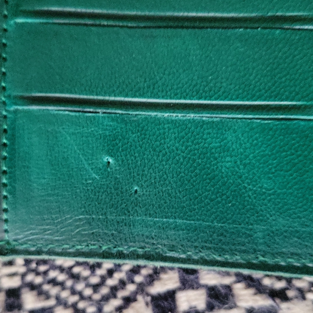 Beautiful green leather wallet - Picture 4 of 6